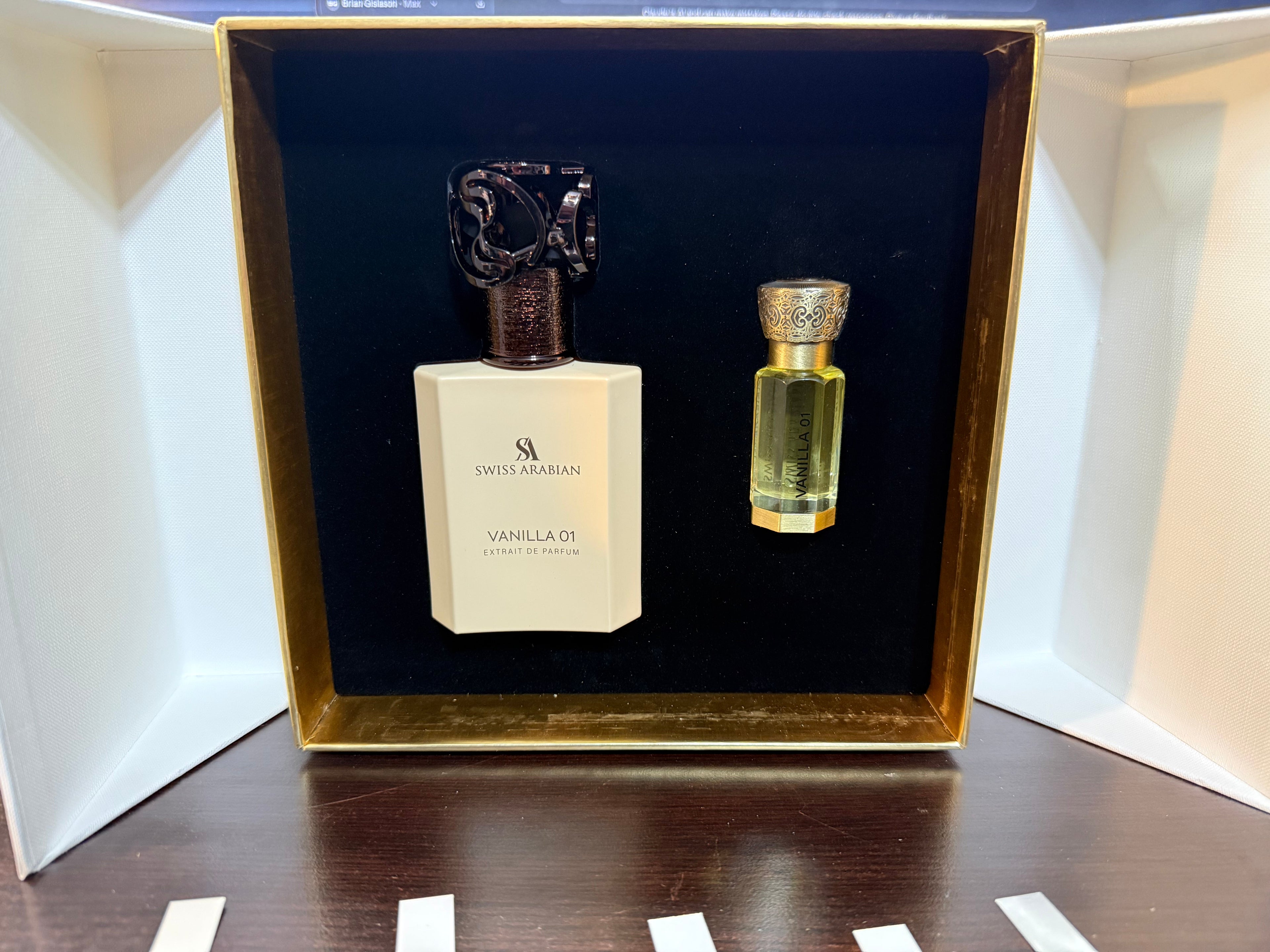 Swiss Arabian Vanilla 01 gift set open box with EDP and perfume oil